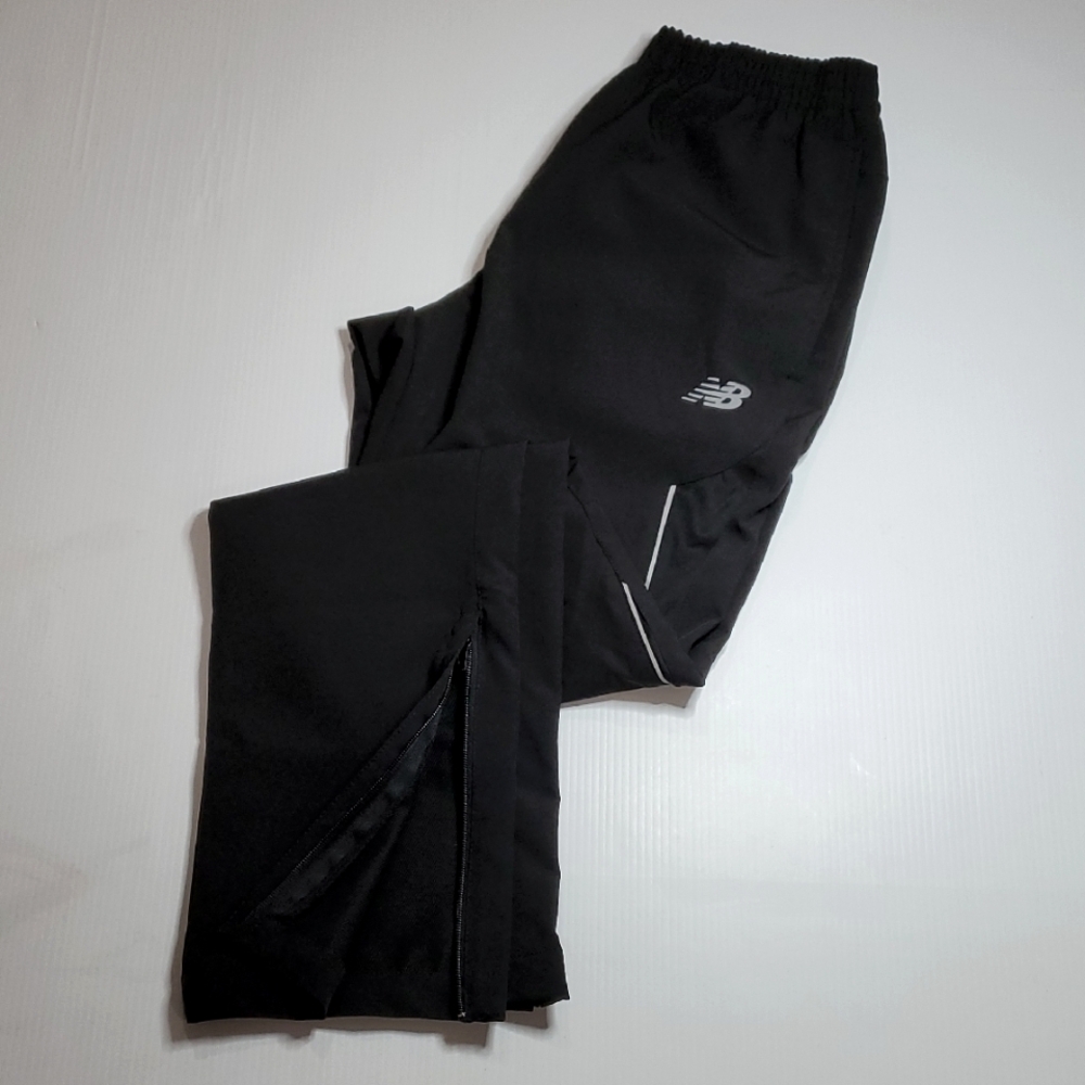 New Balance Men's Athletic Black Pants